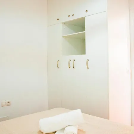 Surf House Apartment *