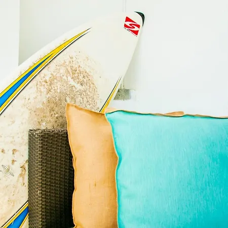 Apartment Surf House